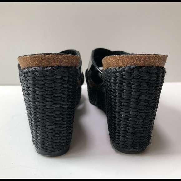 Donald J Pliner Wedges - Picture 4 of 7